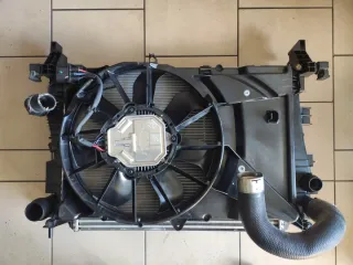  Радиатор (основной) Jeep Compass 2 Арт e6336960, вид 1