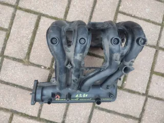 8200064370 Коллектор впускной Renault Clio 2 Арт e7109191, вид 1