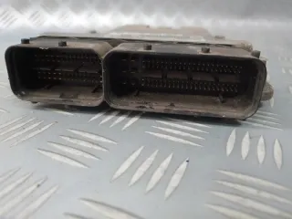 55579447 0281018769 Блок управления двигателем Opel Zafira C Арт e7411696, вид 3
