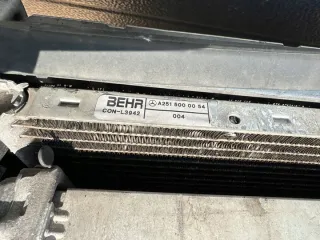 A1645001004, 1645001004 A2515000054, 2515000054 Радиатор (основной) Mercedes ML W164 Арт e7971686, вид 7