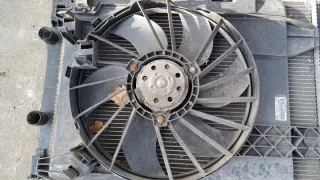 8200357536 Радиатор (основной) Renault Megane 2 Арт e9688640, вид 4