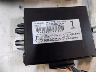 89661-0DE80 0281017820 Блок управления двигателем Toyota Yaris 3 Арт e9694390, вид 4