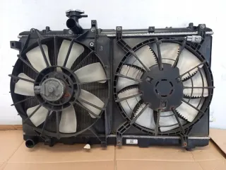 2006-2015 71742122 71742136 398639 CZ422000-94210A 95360-79J20 Радиатор (основной) Fiat Sedici 1 Арт e9945028, вид 1