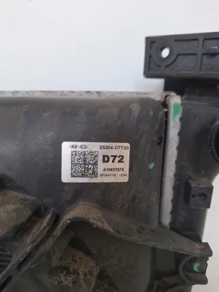 25310D7000 HYUN26 25310D7000, 25310D7050, F200NFFBB0, 28270-2R000 F200NFFBB0 Радиатор (основной) Kia Sportage 3 Арт e10105079, вид 6