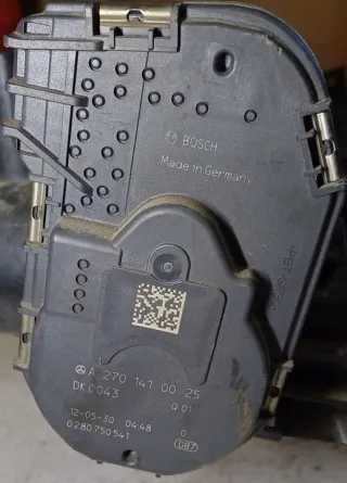 A2700900737 Коллектор впускной Mercedes A W176 Арт e10396241, вид 3