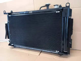 2015-2019 1640021330 1640021331 884600D420 8846012590 Радиатор (основной) Toyota Yaris 3 Арт e10475502, вид 6