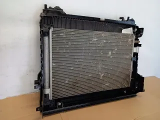 HK83-8005-AB HK83-8C607-CE GX73-8K230-BB GX73-19710-BC HK83-8B680-AG Радиатор (основной) Jaguar F-Pace Арт e10520101, вид 6