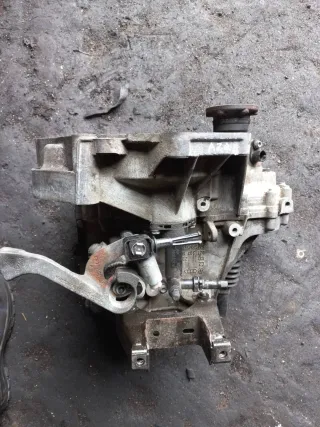 AZQ КПП механическая (МКПП) Volkswagen Polo 4 1.2л Арт EM32-40- 945_1, вид 2