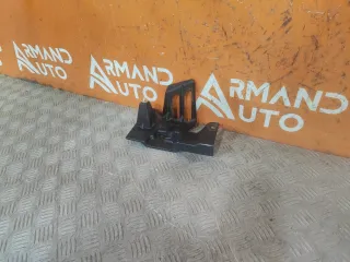 6400D586, 2 Кронштейн решетки радиатора верхний Mitsubishi Outlander 3 Арт 310751PM, вид 3