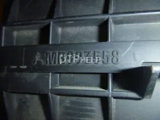  Корпус воздушного фильтра Mitsubishi Grandis Арт AM50166977, вид 5
