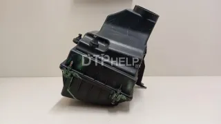 1313770 Корпус воздушного фильтра Ford Focus 2 Арт AM23704441, вид 4