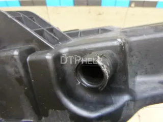 1313770 Корпус воздушного фильтра Ford Focus 2 Арт AM100286315, вид 4