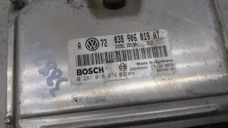 0281010974,038906019A Блок управления двигателем Volkswagen Golf 5 Арт 20089181, вид 2