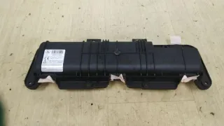 A1668600102 Подушка безопасности коленная Mercedes ML/GLE W166 Арт W42778, вид 2