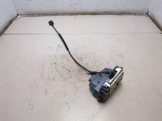 82500AV610 Замок двери задней правой Nissan Primera 12 Арт 20423378, вид 1