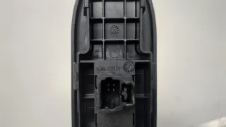 6554E7 Кнопка стеклоподъемника переднего правого Peugeot 307 Арт 20422790, вид 3