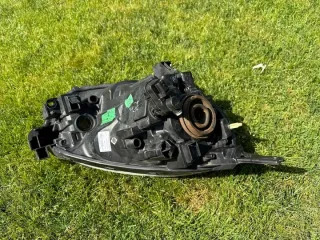 26060-1HB0A Фара левая Nissan Micra K13 Арт e10660384, вид 3