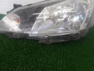 26060BJ10A 26060-BJ10A Фара левая Nissan NV 200 Арт e10660544, вид 4
