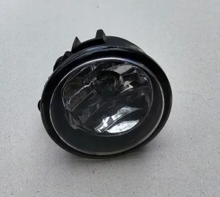 7238788 63177238788 7374146 63177374146 Фара противотуманная правая BMW X1 F48 Арт e10669725, вид 4