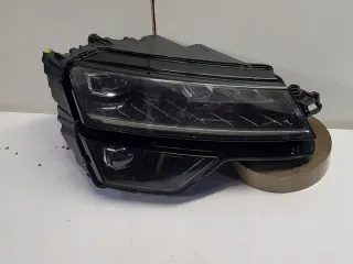 57B941016C Фара правая Skoda Karoq Арт e10671265, вид 1