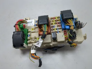 2027109,7M5T14A073FH Блок предохранителей Ford Focus 3 Арт 20432609, вид 1
