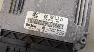 03G906016DJ Блок управления двигателем Skoda Octavia A5 Арт 20432525, вид 2