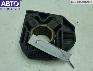 1k0121367c Кронштейн радиатора Volkswagen Touran 1 Арт 55096682, вид 1