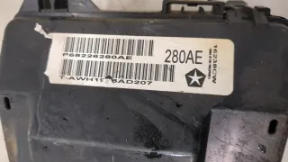 Блок предохранителей Dodge Challenger 3 Арт 20435870, вид 3