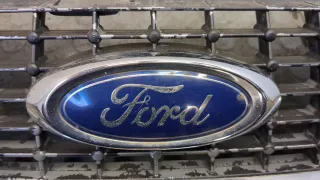 1520495,7S7117B968BE Решетка радиатора Ford Mondeo 4 Арт 20326536, вид 2