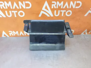 7450B022, 9 кронштейн решетки радиатора Mitsubishi Outlander 3 restailing Арт 311117PM, вид 1