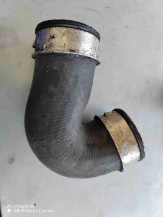 3B0145834AC Патрубок интеркулера   Volkswagen Passat B5 Арт B51373, вид 1