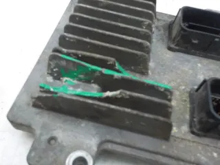 12647212 Блок управления двигателем Opel Astra J Арт BIT779129, вид 3