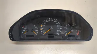 2025406348 Щиток приборов (приборная панель) Mercedes C W202 Арт 8999991, вид 1