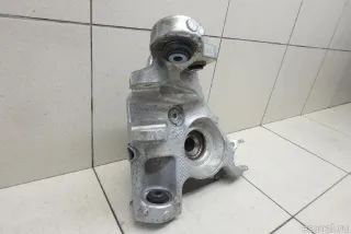 LR087649 Кулак поворотный задний правый Land Rover Discovery 5 Арт E95765587, вид 9