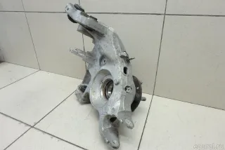 LR087649 Кулак поворотный задний правый Land Rover Discovery 5 Арт E95765587, вид 10