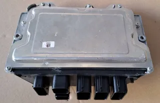 8486847 Блок управления двигателем BMW X1 F48 Арт e6139673, вид 4