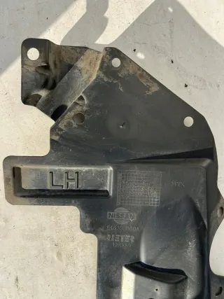 64839JD00A Декоративная крышка двигателя Nissan Qashqai 1  Арт e10468556, вид 2
