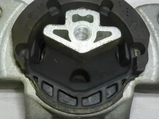 6862577 Подушка крепления КПП BMW 5 G30/G31 Арт e10602701, вид 3