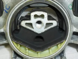 6862577 Подушка крепления КПП BMW 5 G30/G31 Арт e10602701, вид 5