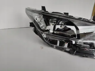 81110-02K60 Фара правая Toyota Auris 2 Арт e10672999, вид 2