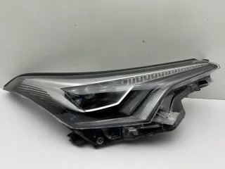 81110-F4071-00 Фара правая Toyota C-HR Арт e10673343, вид 1