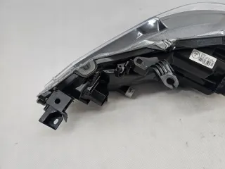 81110-2T31-00 Фара правая Toyota Corolla E210 Арт e10673385, вид 7