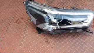 81110-0KP41 Фара правая Toyota Hilux 8 Арт e10673791, вид 4