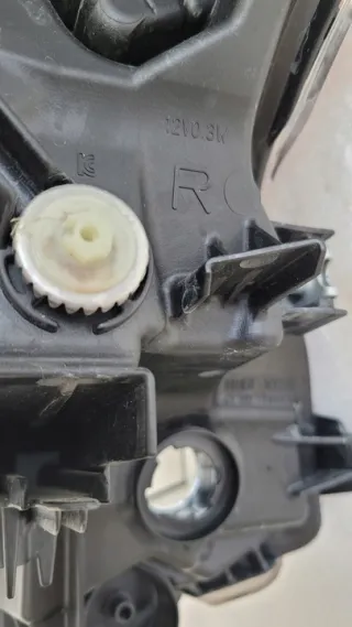 2015-2019 81145-47701 Фара правая Toyota Prius 4 Арт e10673826, вид 13