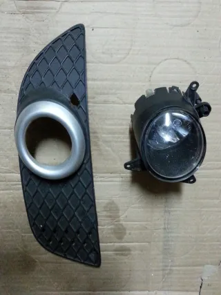  Фара противотуманная правая Mitsubishi Lancer 10 Арт e10681606, вид 1