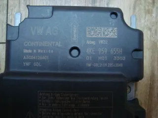 4KE959655H Блок AirBag Audi Q8 Арт e10695261, вид 2