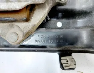 A2052402500 Подушка крепления КПП Mercedes C W205 Арт e10697534, вид 5