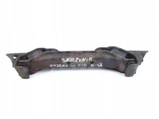 Подушка крепления КПП Mitsubishi Pajero 3 Арт e10697546, вид 1