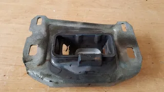 9673768580 Подушка крепления КПП Peugeot 308 2 Арт e10697619, вид 1