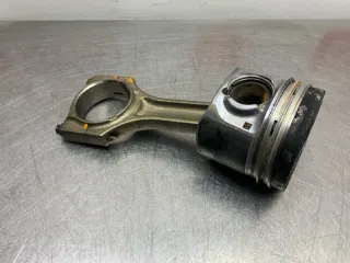 11257812585, 11257812585, 7812585, 11248508023, 8508023 Поршень BMW X5 F15 Арт 56449, вид 3